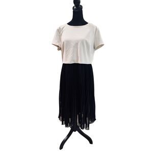 Adrianna Papell Colorblock Pleated Midi Dress Ivory Black Size 16